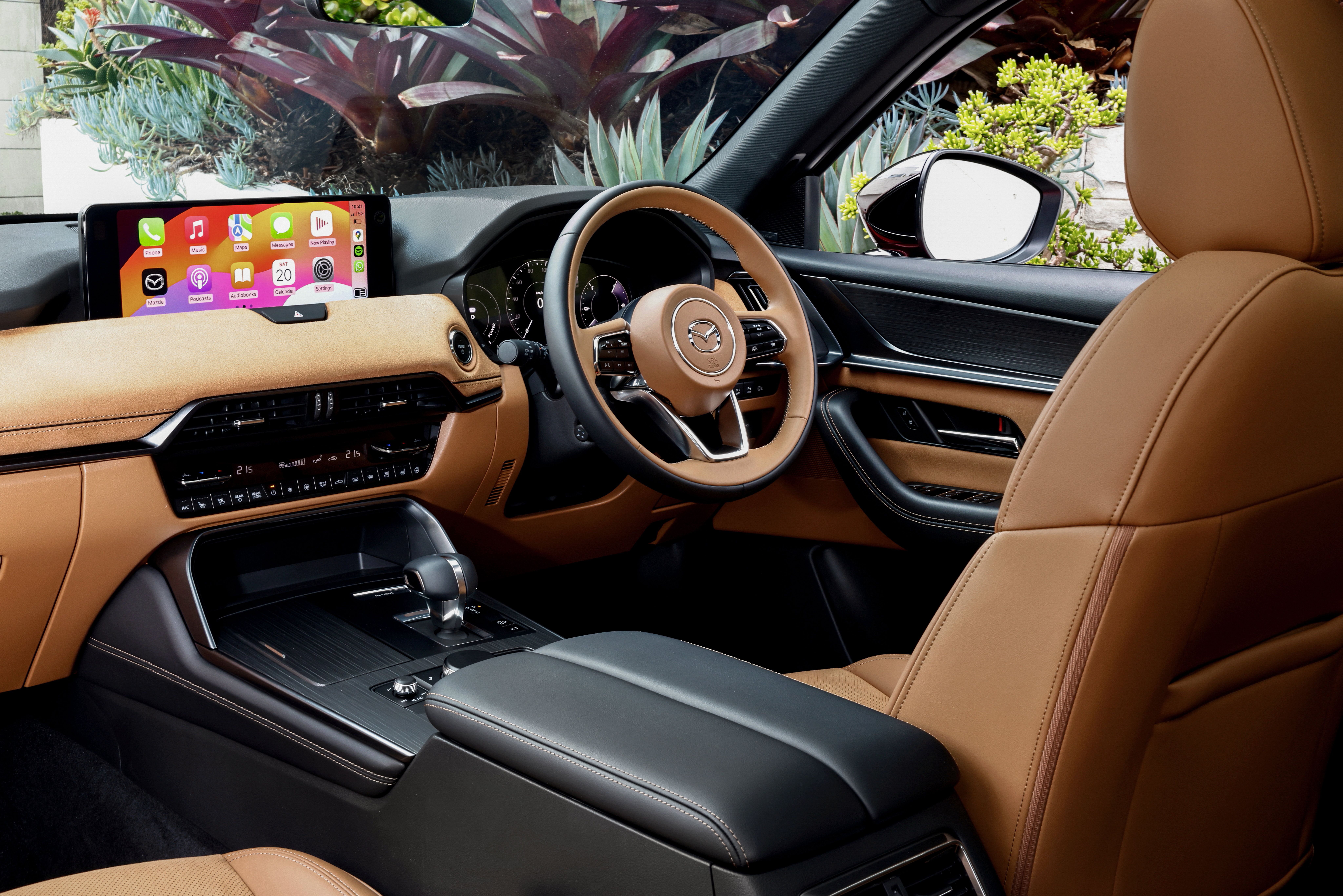 Mazda CX-80 interior