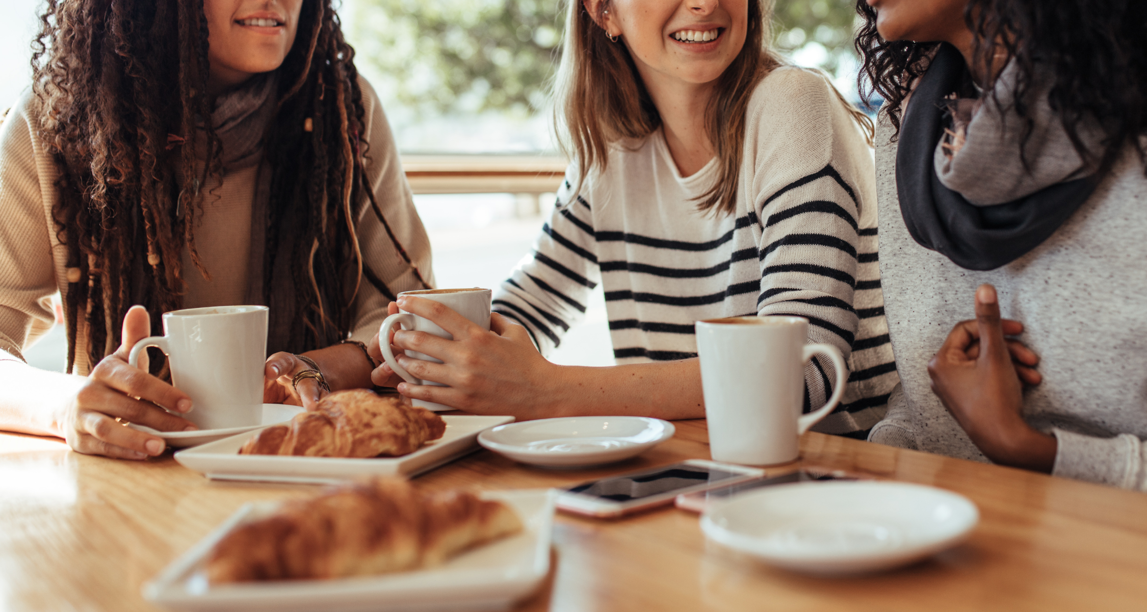 Friends enjoying coffee 