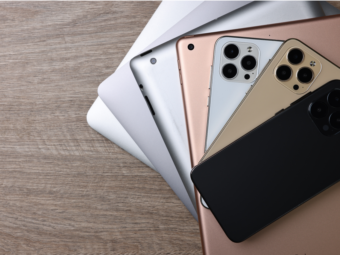 Stacked portable electronic devices